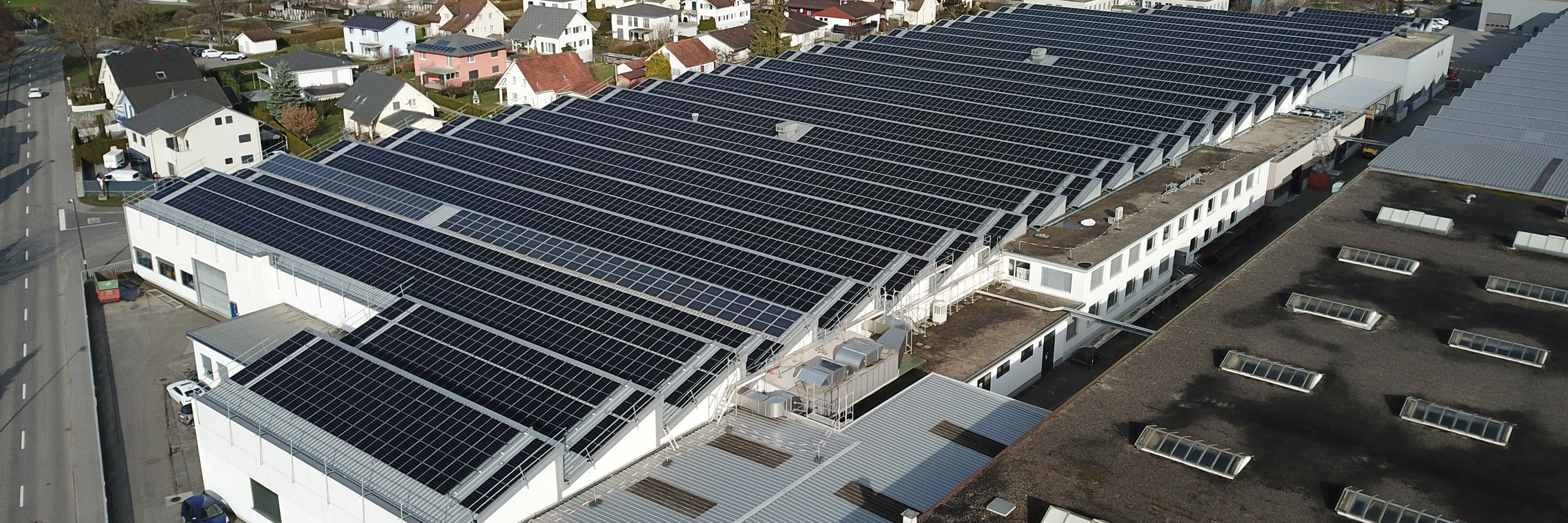 Photovoltaik Halle D - Jansen AG