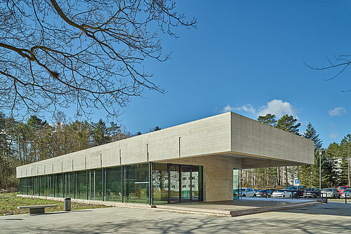 Bauhaus Visitor Centre Bernau - References Steel Systems: Jansen US
