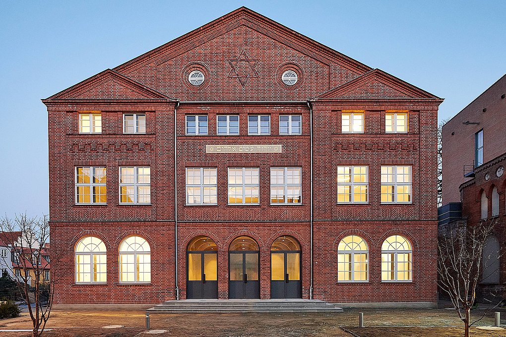 Carlebach Synagogue