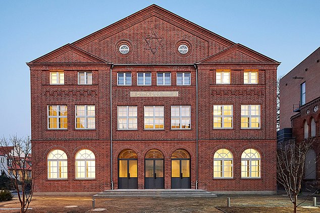 Carlebach Synagogue - Jansen AG