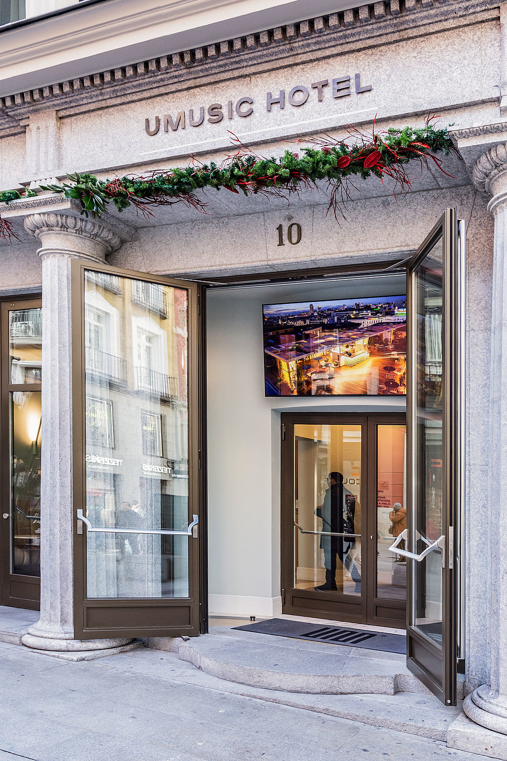 Teatro Albéniz & UMusic Hotel, Madrid