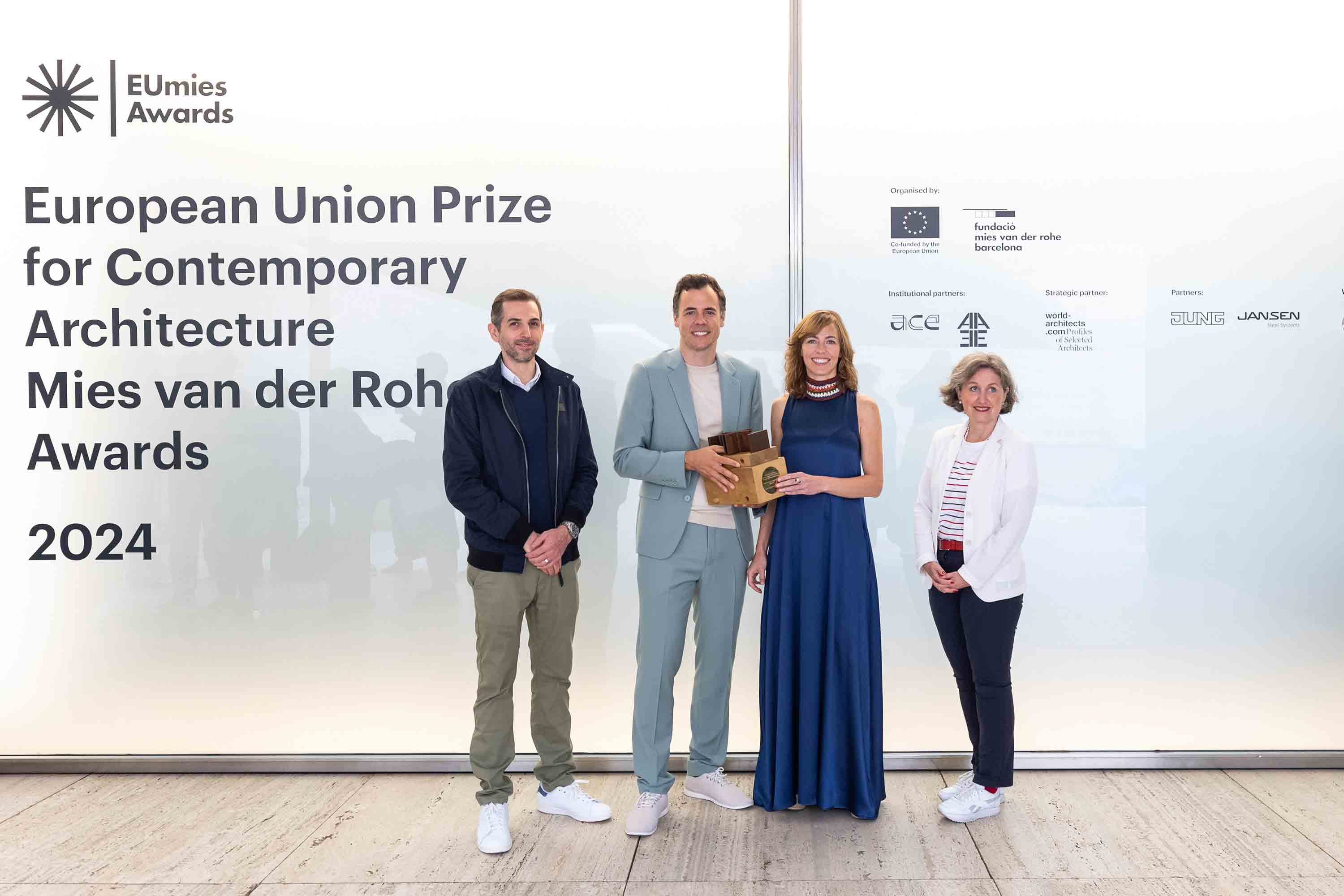 EU Mies Award 2024: Gewinner in Barcelona, unterstützt von Jansen.