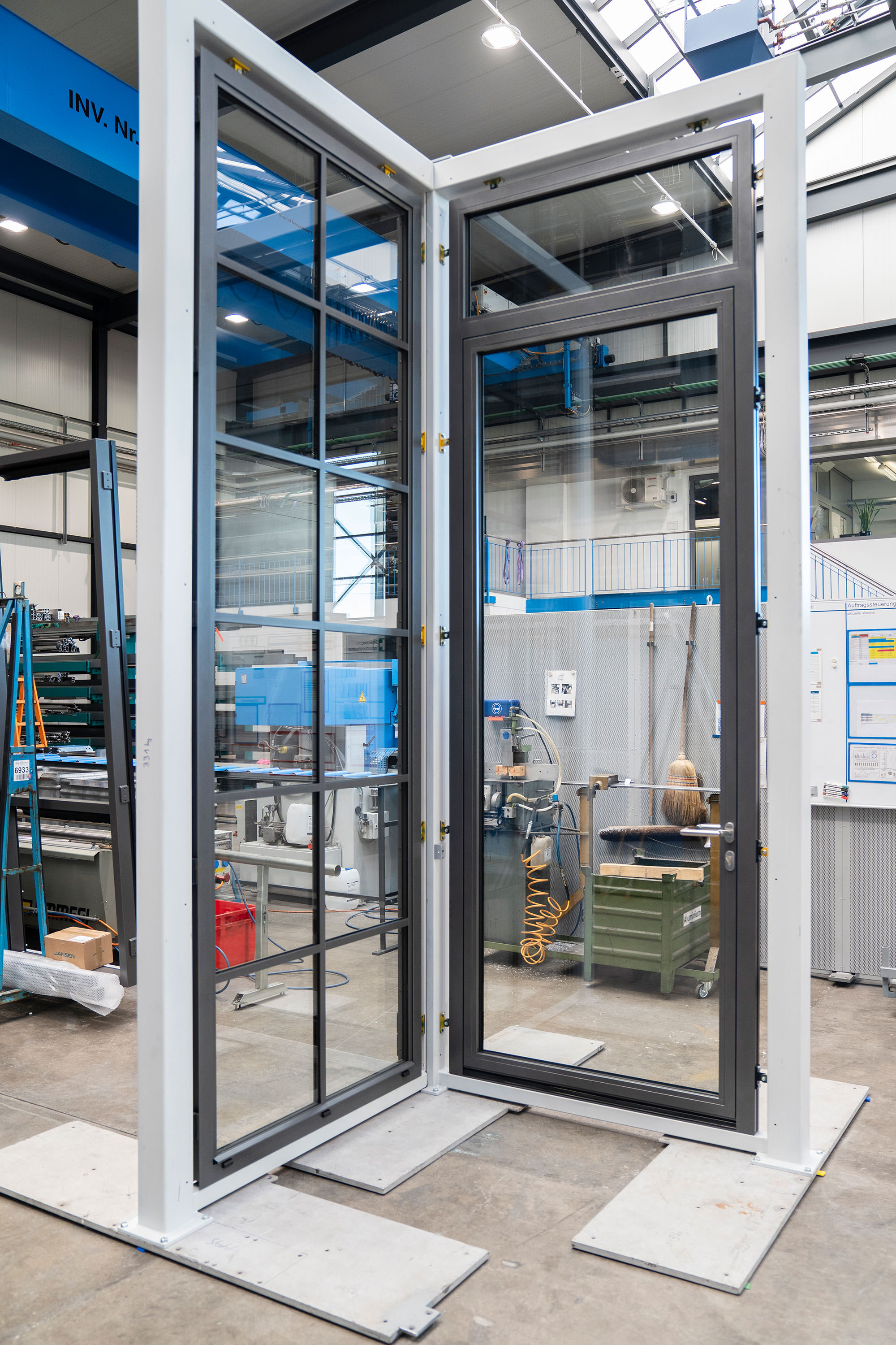 Janisol 2 EI30 oversized fire door - Jansen AG