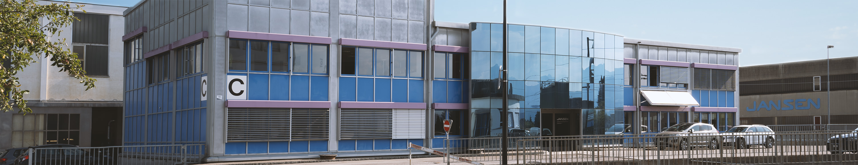 Jansen AG - Jansen AG Plastic Solutions Verwaltungsgebäude