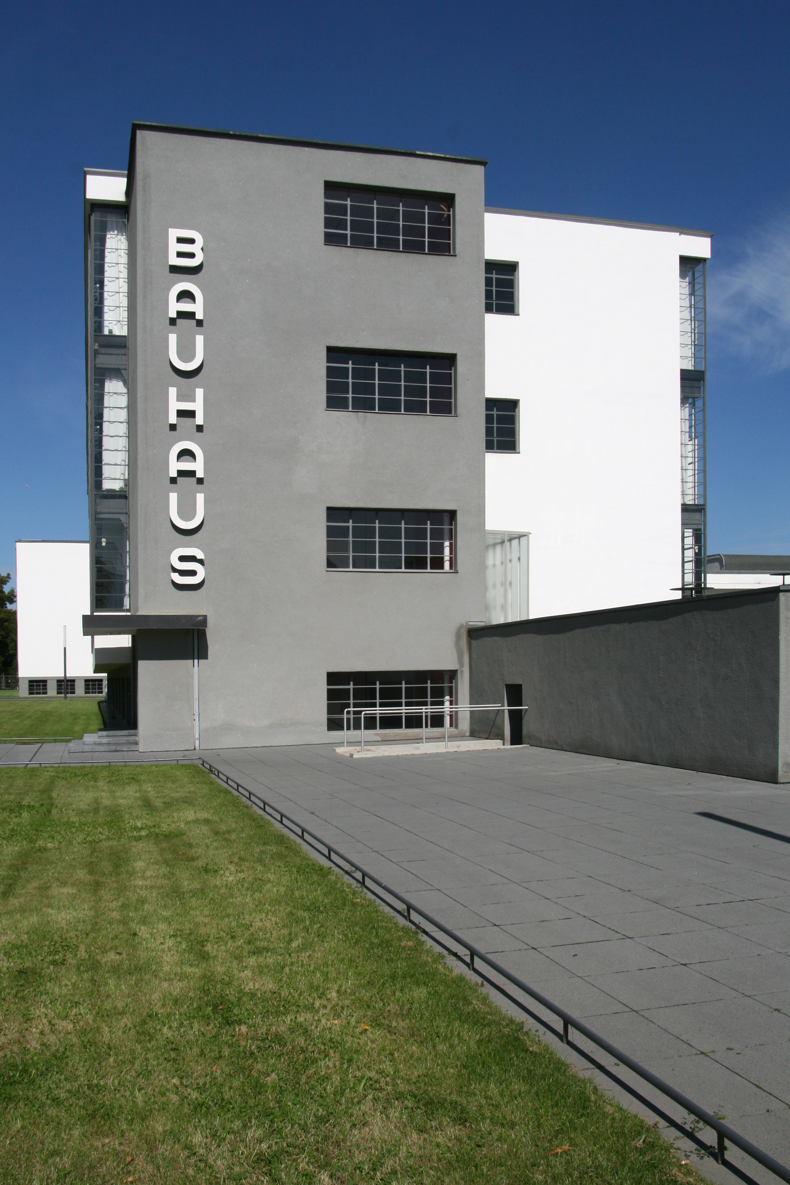 100 years bauhaus