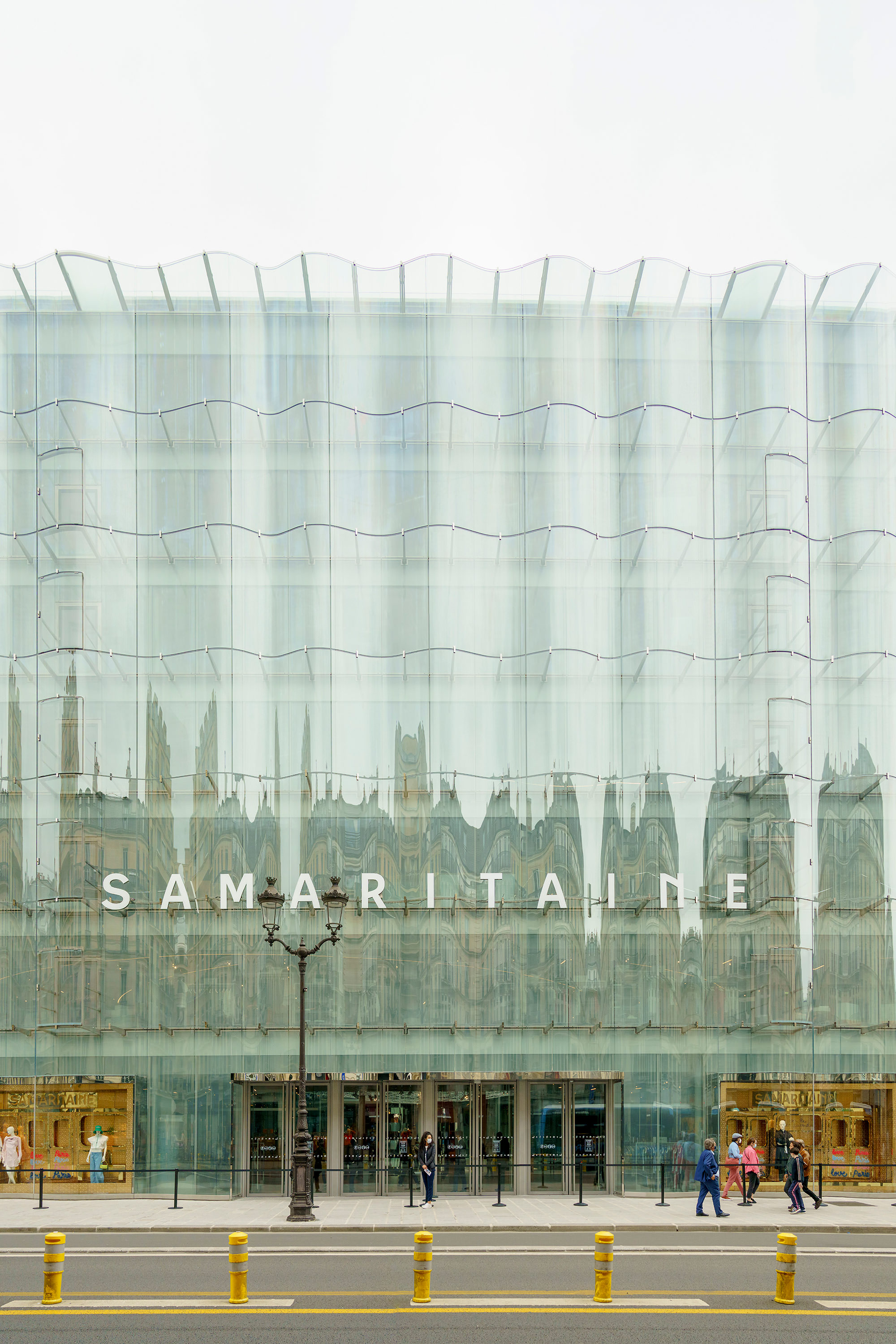 La Samaritaine in Paris - Still in fashion
